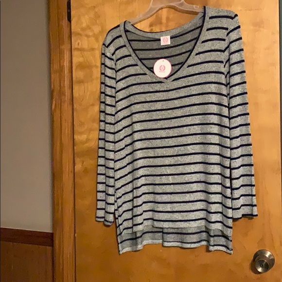 Tops - Wanna B brand, Navy/gray striped tunic NWT Size L